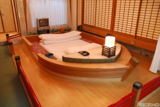 Illustration for article titled Inside Japan's Pleasure Hotels